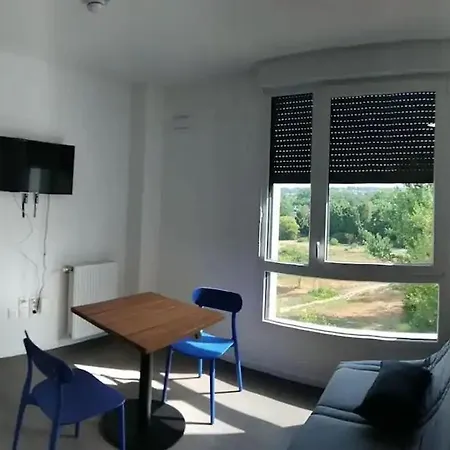 B4-2 Studio Cosy Apartment *
